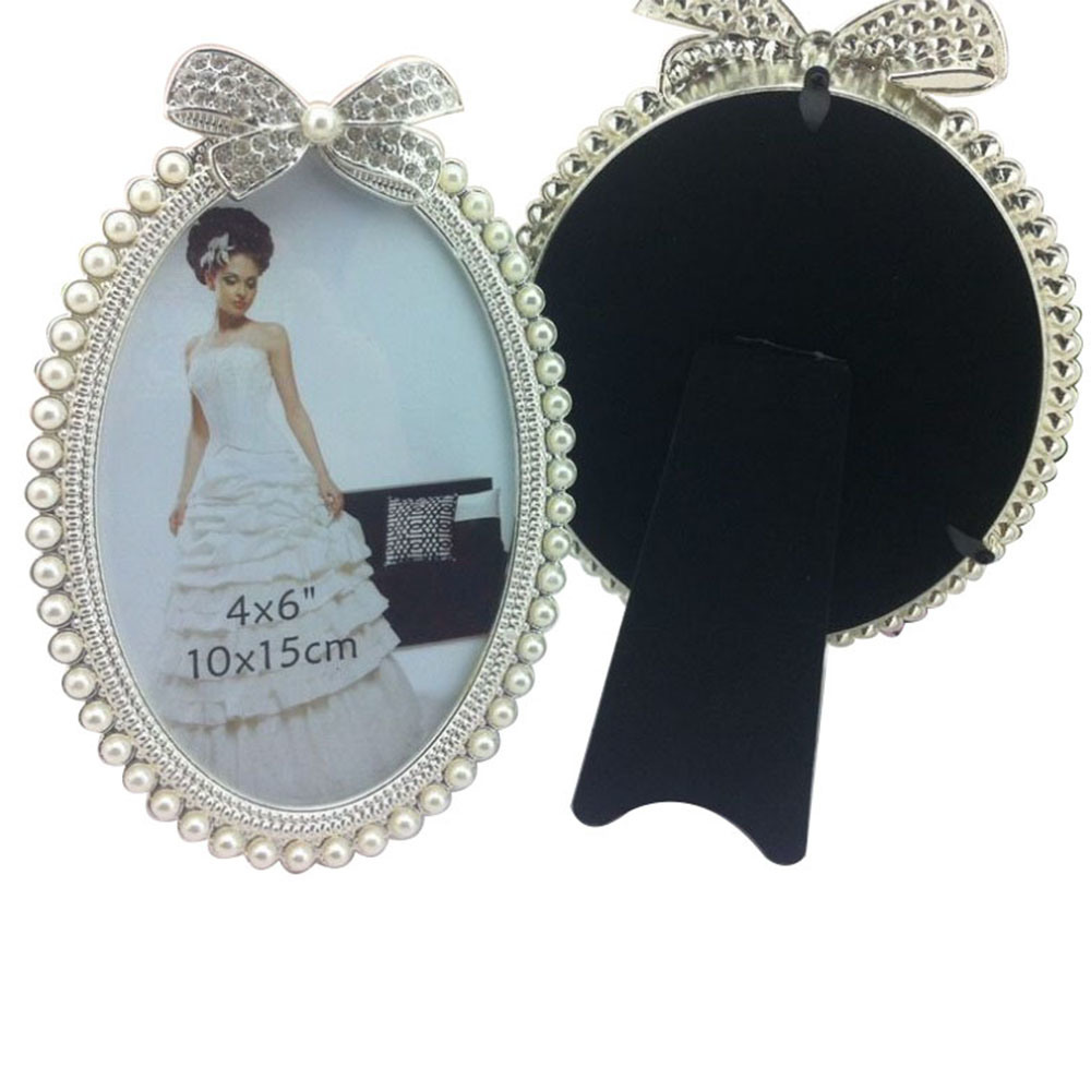 Fashion Oval Photo Frame with Bow and Pearls