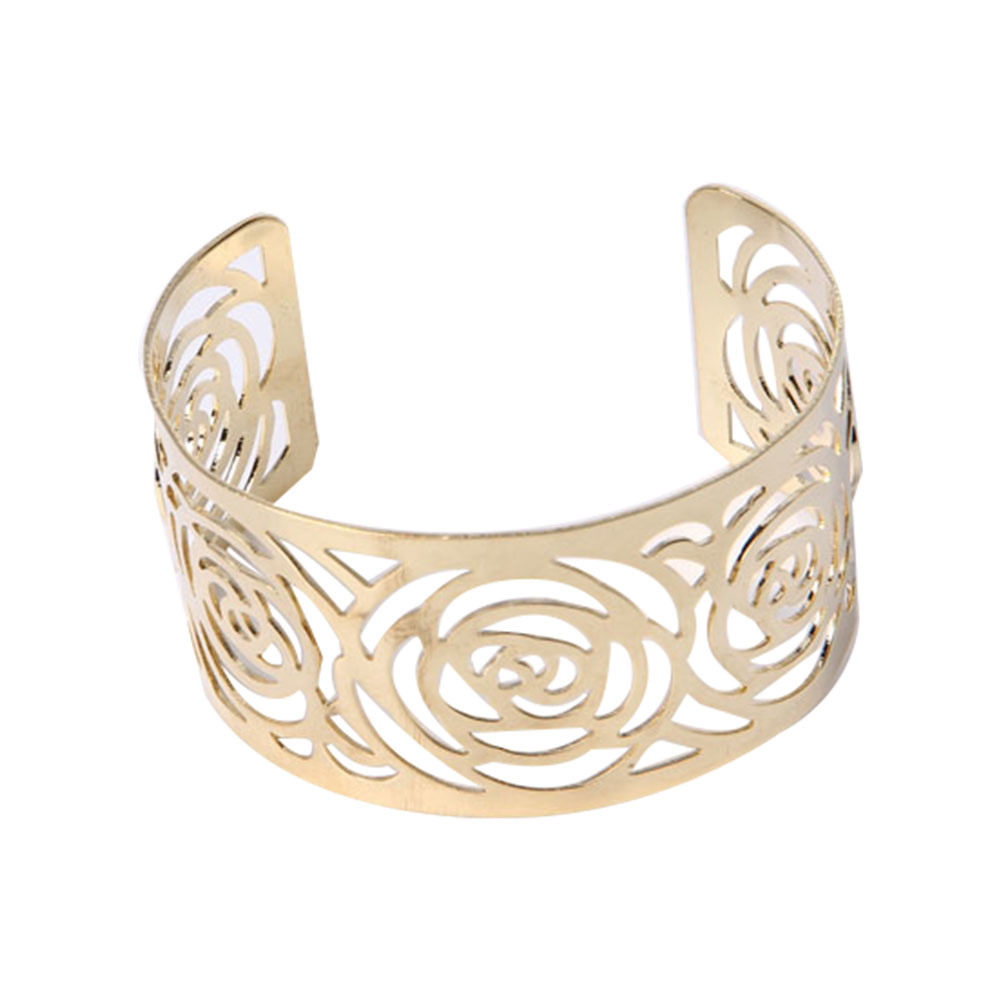 New Style Fashion Jewelry Gold Bracelet with Carved Flowers