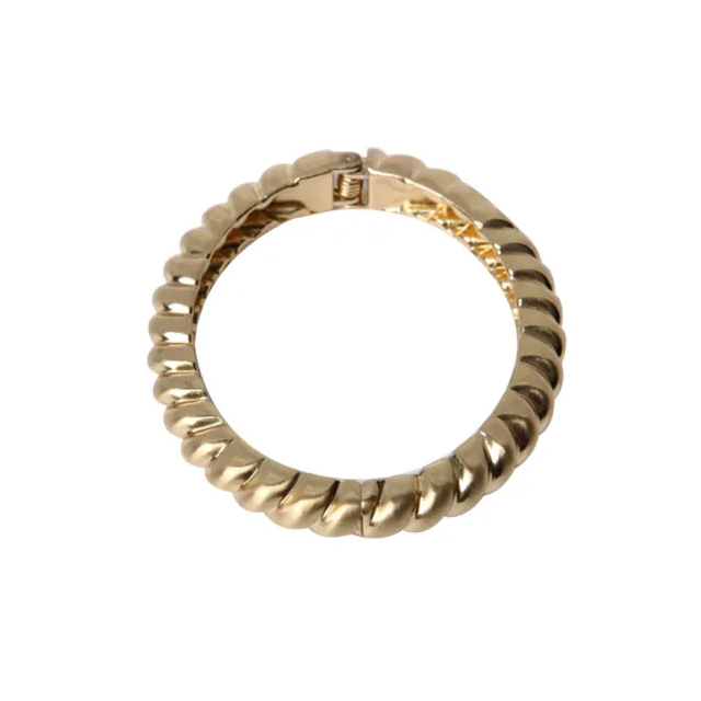 Gold-Plated Fashion Bracelet with Stylish Carvings 